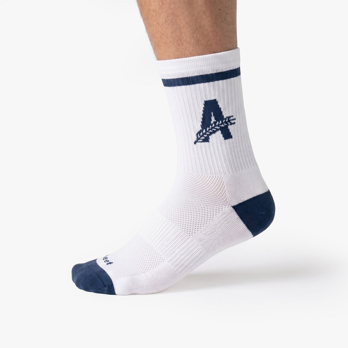 Athletic Brewing DeFeet 6" Aireator Sock