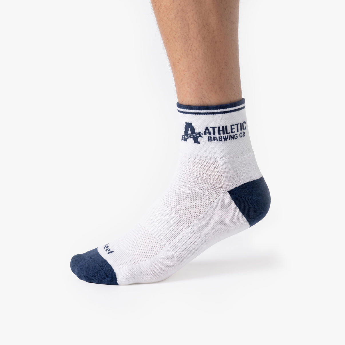 Athletic Brewing DeFeet 2" Aireator Sock